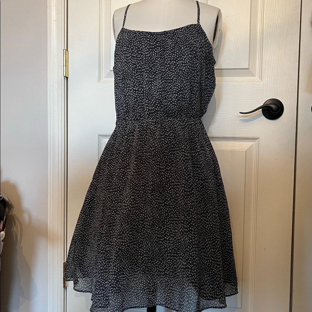 MOVING sale! LOFT summer dress